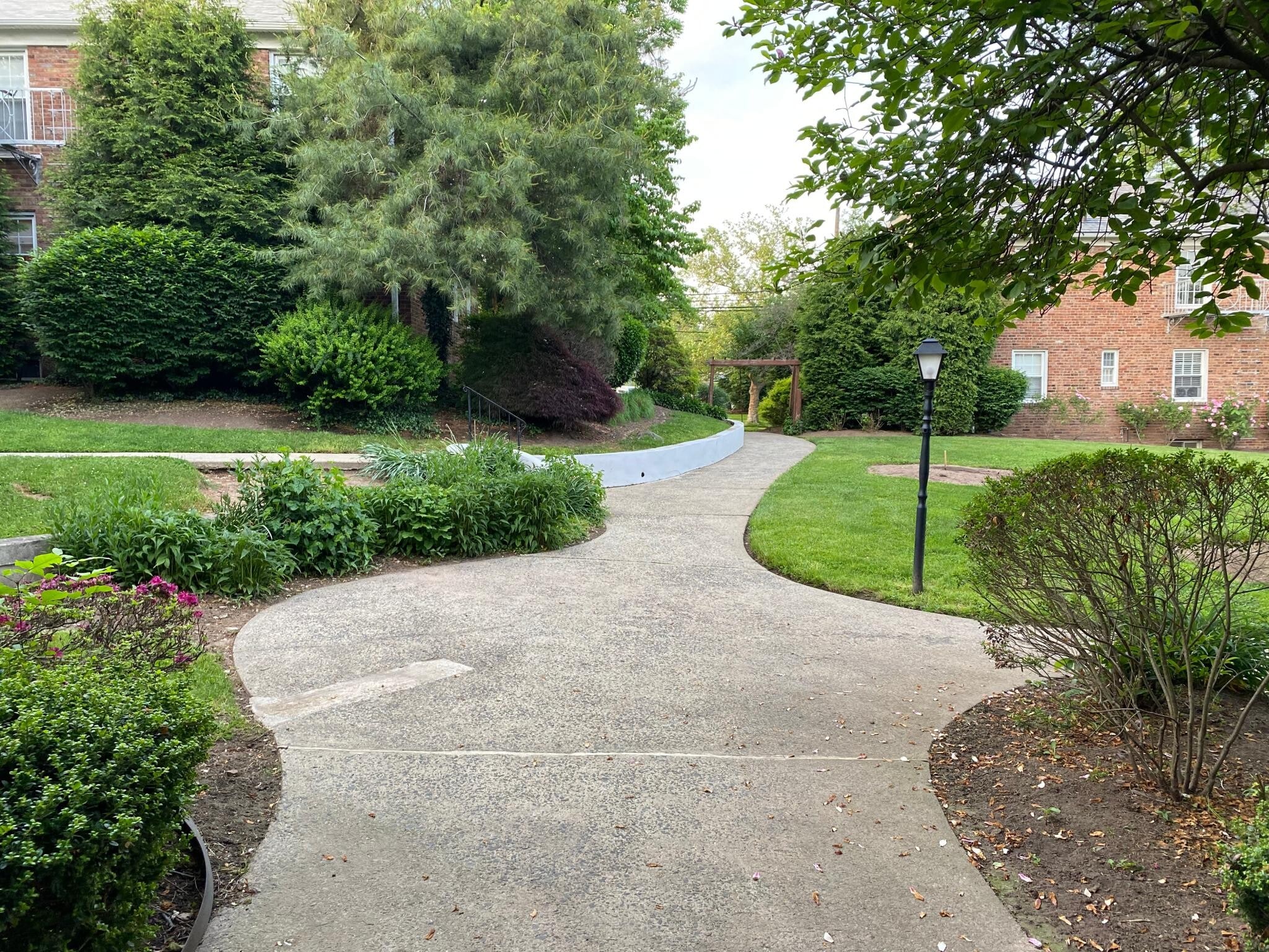 Building Photo - 290 Millburn Ave