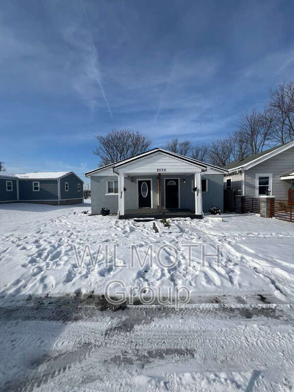 Building Photo - 2532 N Temple Ave