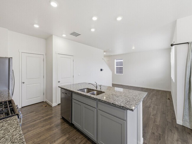 Building Photo - Beautiful Home in Severance with 3-Car Garage, Fenced Yard, and Central A/C!