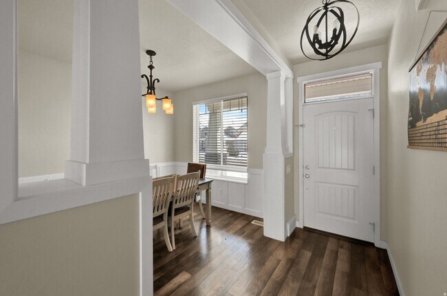 Building Photo - 794 Star Spangled Dr