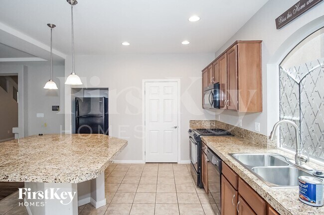 Building Photo - 9951 Mills Reef Ct