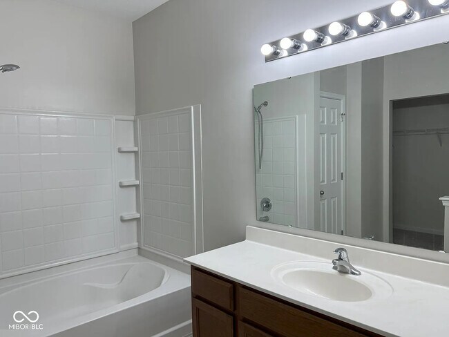 Building Photo - 11218 Lucky Dan Dr