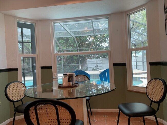 Building Photo - 7243 Antigua Pl