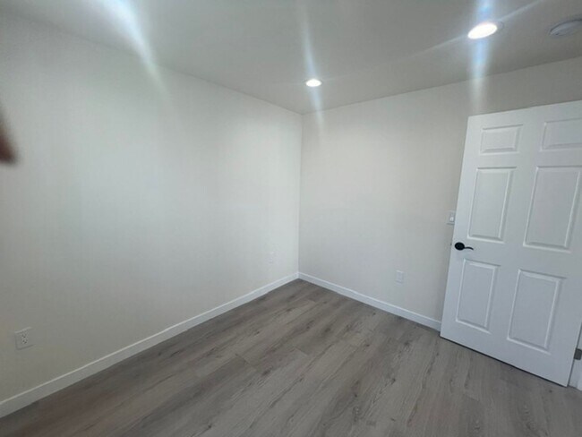 Building Photo - 7317-7321 Garden Grove Avenue