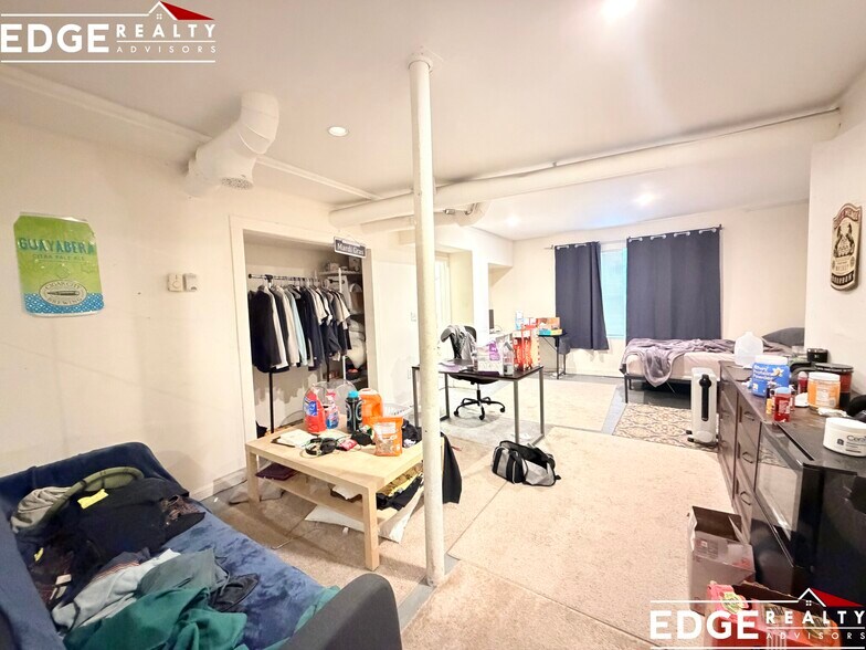 Building Photo - 28 Wadsworth St