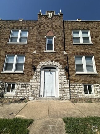 Building Photo - 3847 Gustine Ave