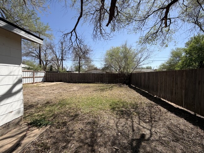 Building Photo - 3813 25th St