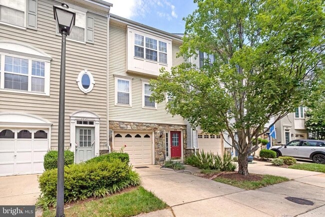 Primary Photo - 3819 Watkins Mill Dr