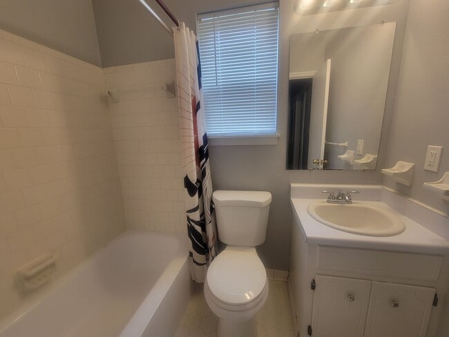 Building Photo - Evanston - Columbia County