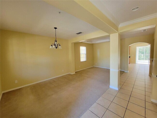 Building Photo - 9722 Moss Rose Way