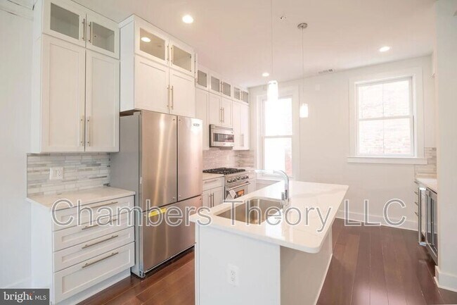 Primary Photo - 1640 19th St NW