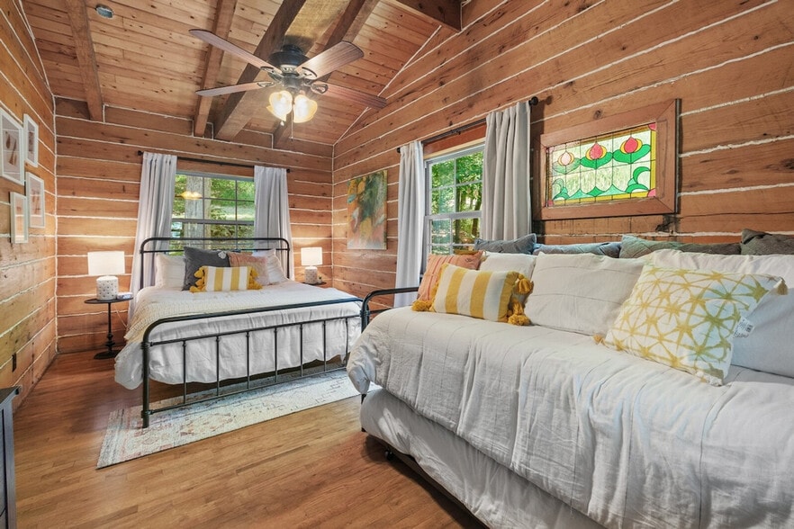 Building Photo - 8683 Larue Rd