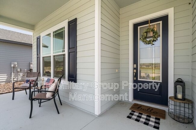 Building Photo - 6901 SW Lugano Ct