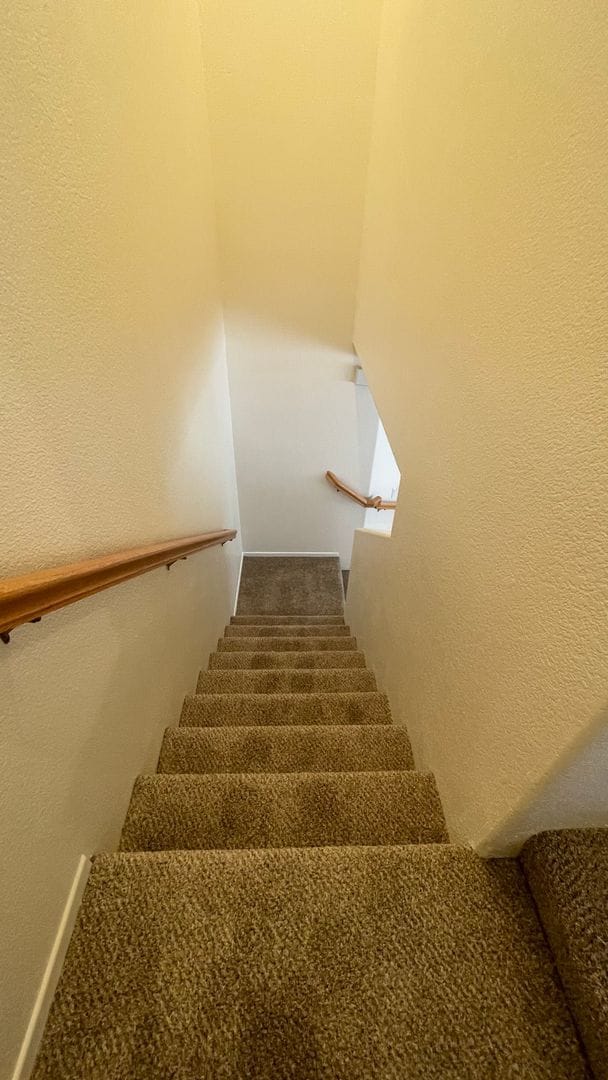 Building Photo - Impressive 2 Story, 2 Bedroom 2.5 Bath tow...