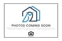 Building Photo - 1575 SW Yucca Dr