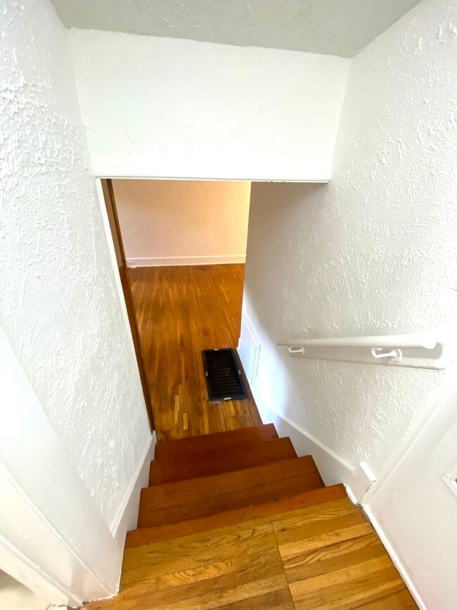 Upper Level Bathroom Stairs - 7270 1/2 Fountain Ave