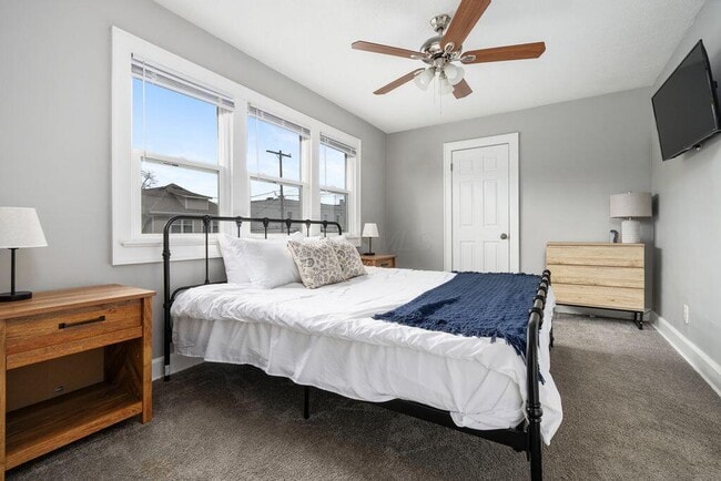 Building Photo - 975 Heyl Ave