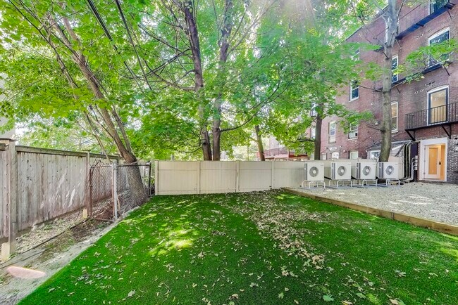 Building Photo - 37 Delle Ave