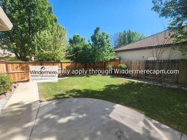 Building Photo - Gorgeous Home in Natomas!