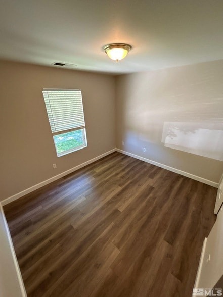Building Photo - 8930 Silverkist Dr