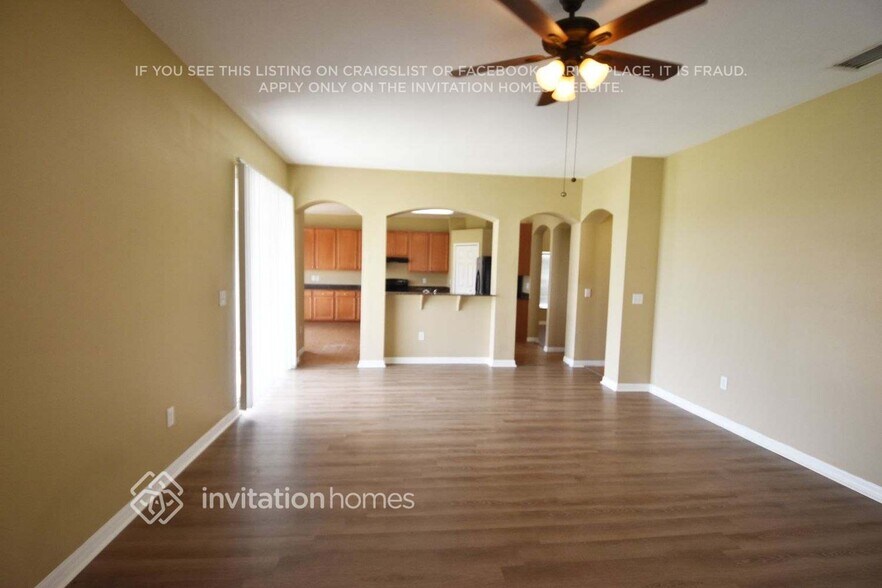 Building Photo - 207 Smokey Hill Ave