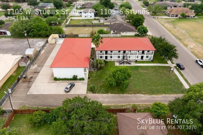 Building Photo - 1105 W Stubbs St