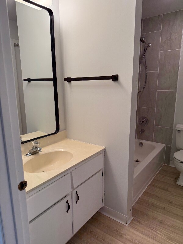 Building Photo - 1735 Harrow Ct