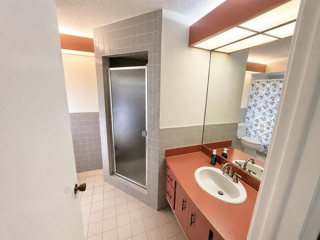 Building Photo - 8205 Pagoda Dr