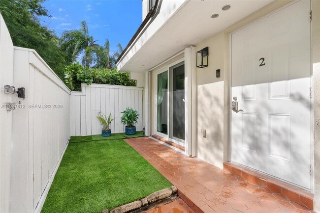 Building Photo - 6830 SW 45th Ln