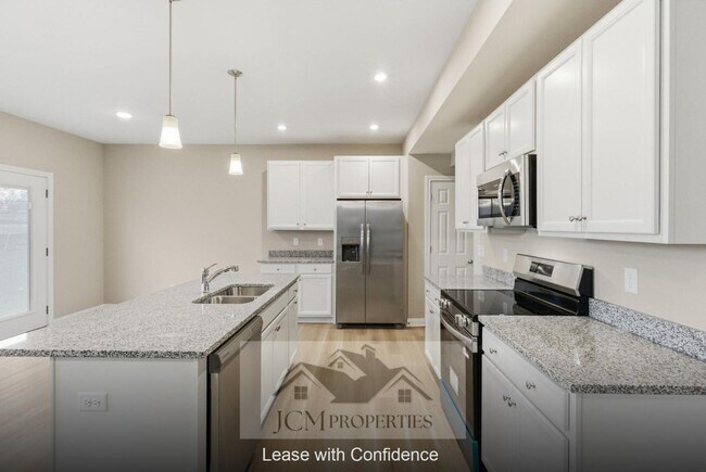 Building Photo - 108 Lambert Fld