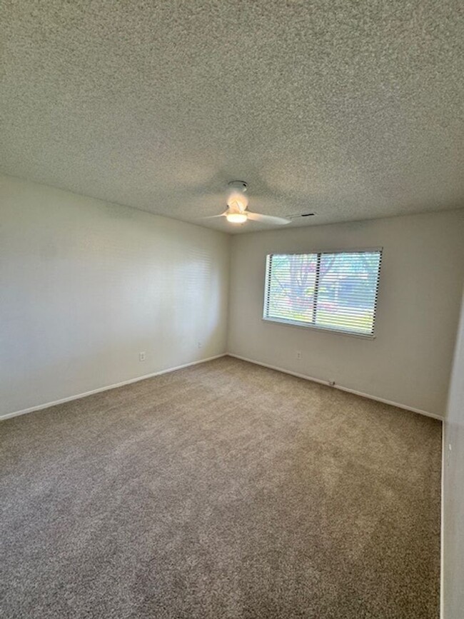 Building Photo - Remodeled home with a view