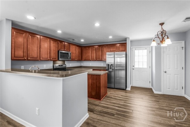 Building Photo - 307 Grasslands Dr