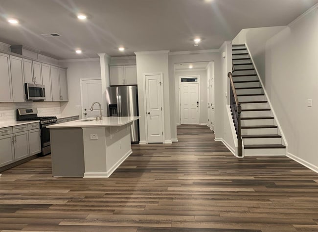 Building Photo - 1003 Gemma Dr