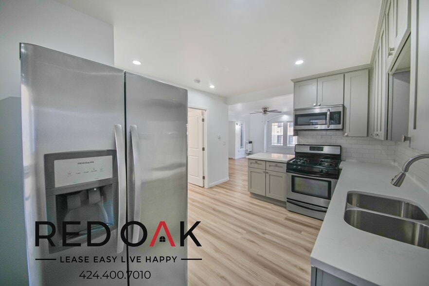 Building Photo - 3014 James M Wood Blvd