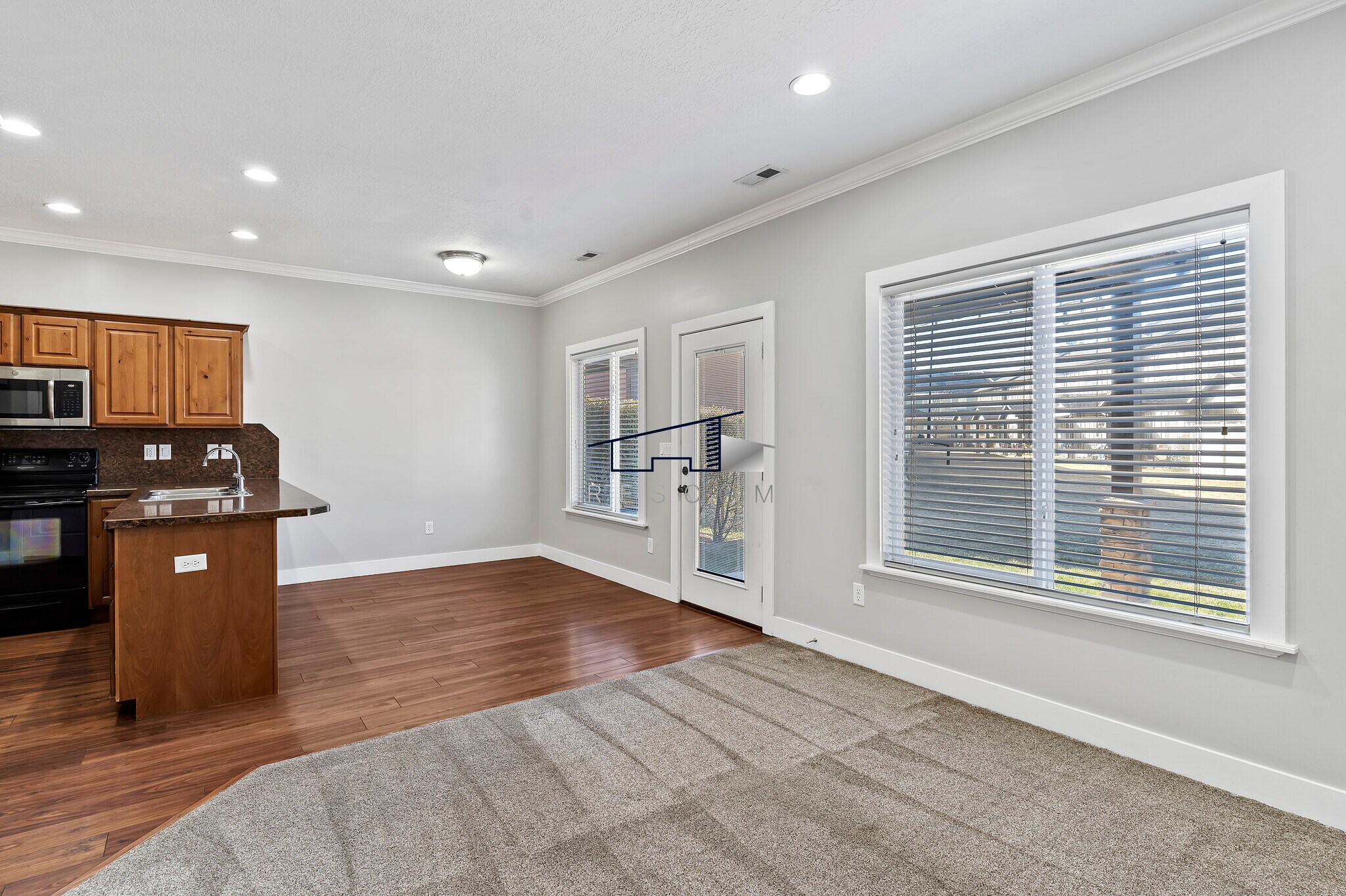 Building Photo - 2071 Madie Ln