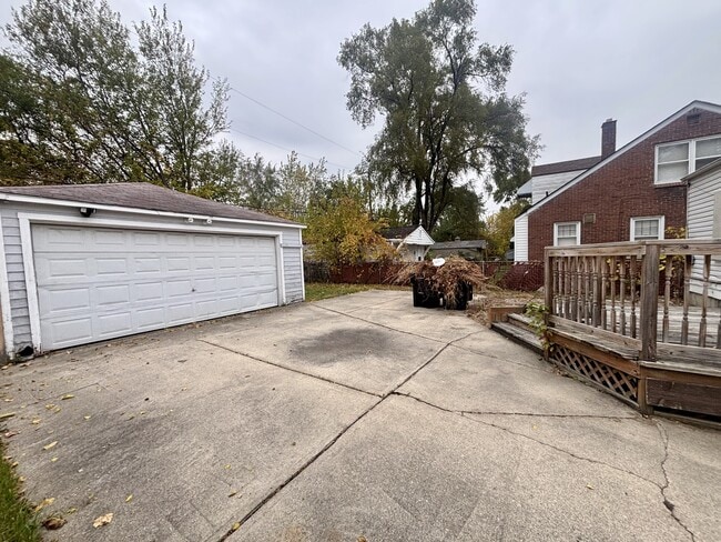 Building Photo - 19681 Rogge St