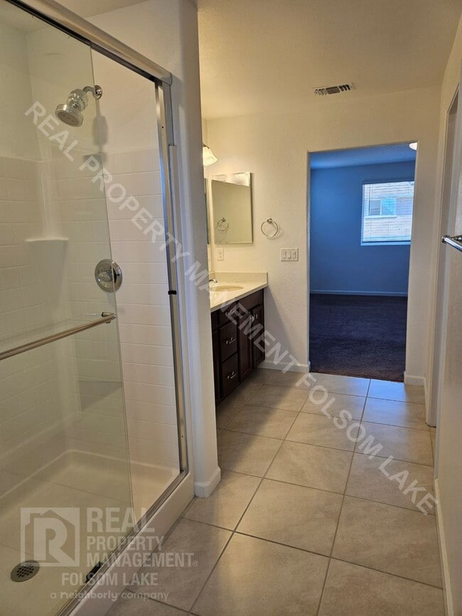 Building Photo - Quiet 4bd 3ba home in Folsom Ranch