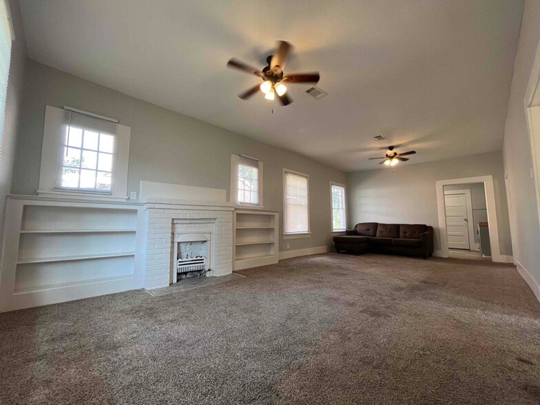 Building Photo - 315 Kentucky Ave