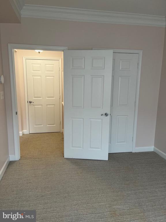 Building Photo - 10328 Sager Ave