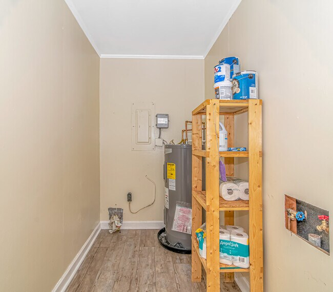 Building Photo - 1303 SC-90