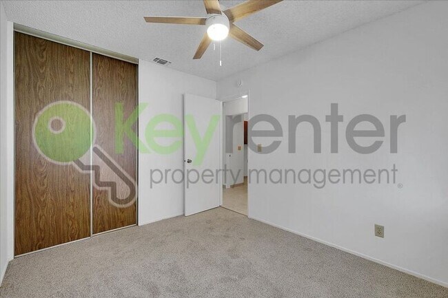 Building Photo - 3237 Irvindale Way