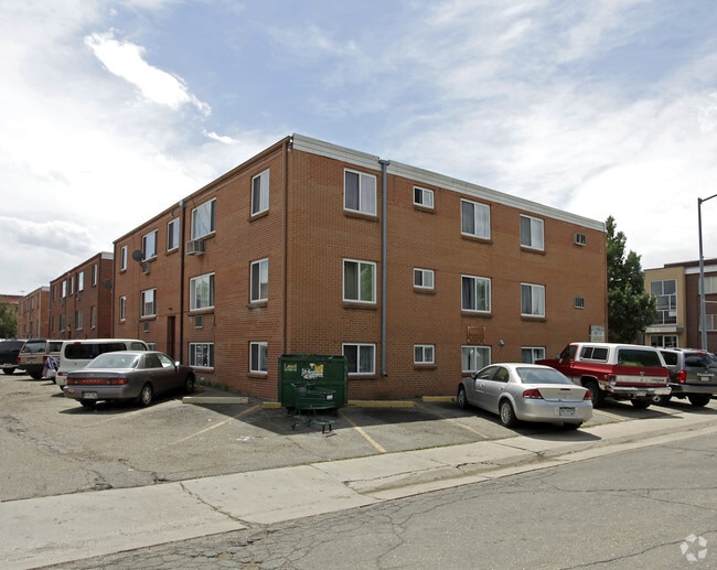 Building Photo - Fairfax Arms