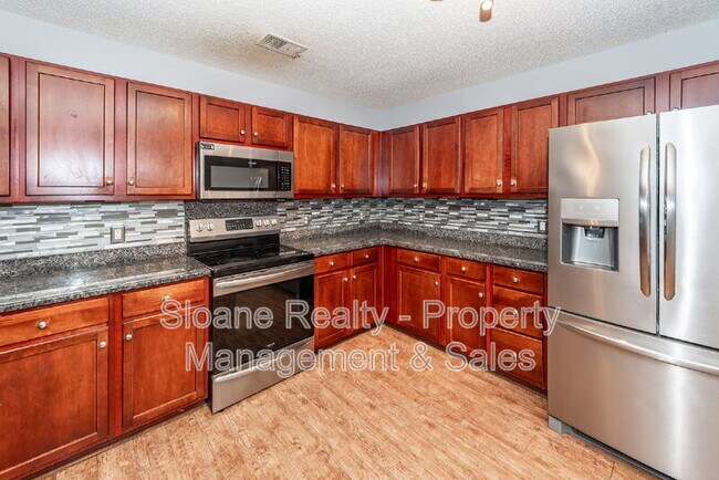 Building Photo - 1118 Deerberry Rd