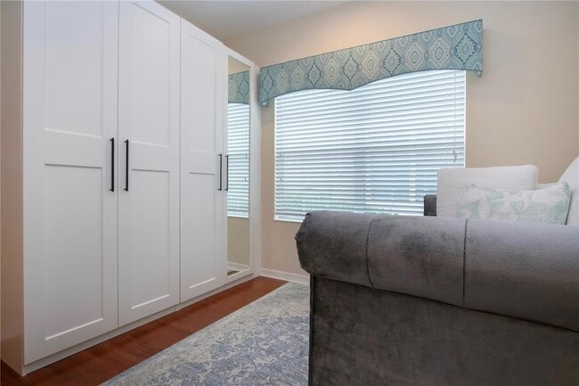 Building Photo - 4920 Maymont Park Cir