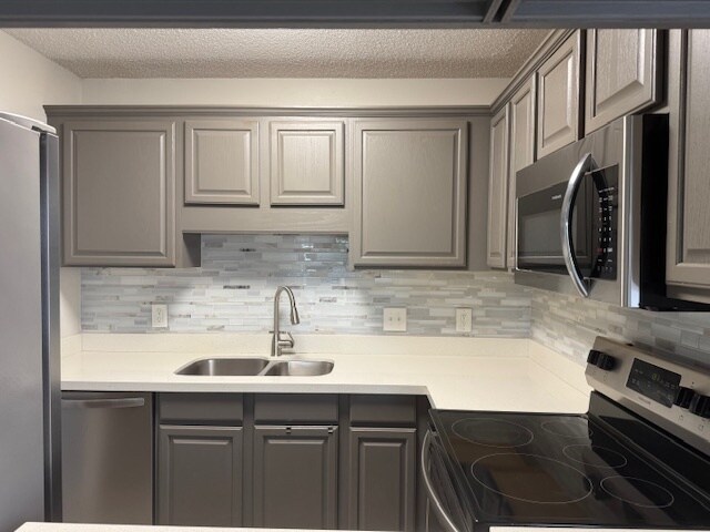 Building Photo - 3252 Cypress Ln