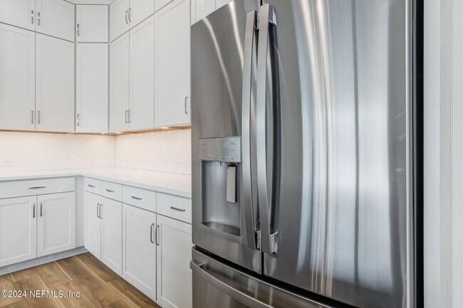 Building Photo - 12113 Bull Pne Blvd