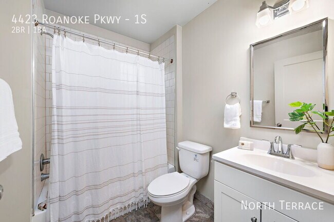 Building Photo - 4423 Roanoke Pkwy