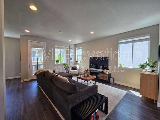 Building Photo - 2418 S Troy Ct