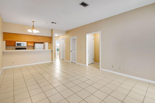 Building Photo - 200 Sandestin Ln