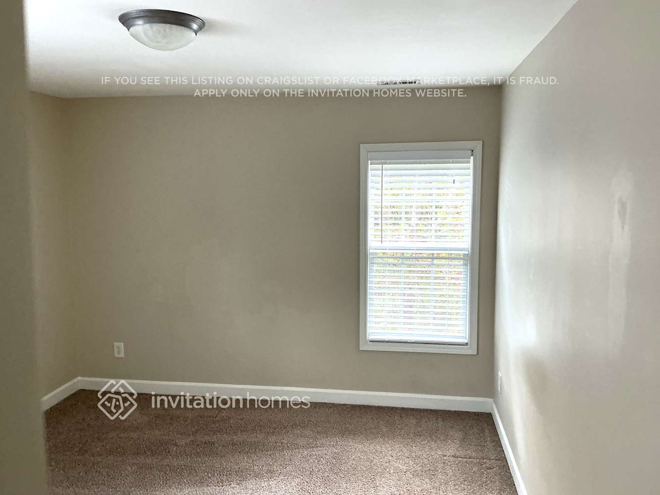Building Photo - 1525 Lindenberg Square